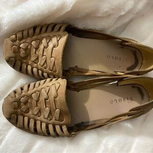 Nisolo Women's Tan Leather Loafers Huaraches